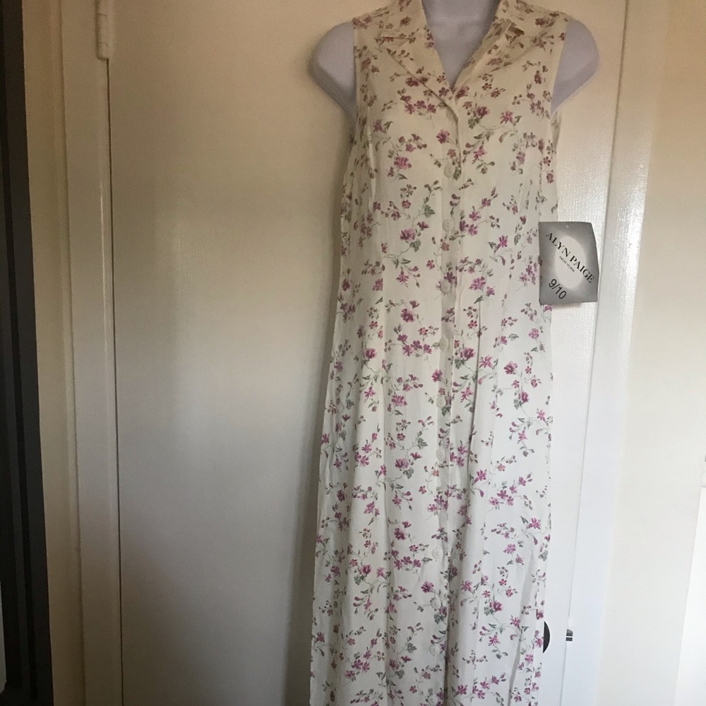 ALYN PAIGE , long dress multi floral, , size 9/10